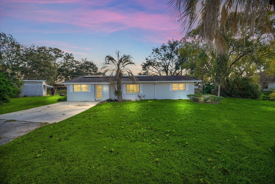 Building Photo - 5 SE Ocale Way