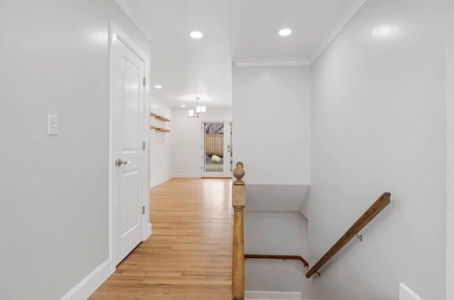 Building Photo - Spacious home for rent -  2.2 miles from t...