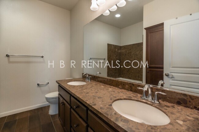 Building Photo - Spacious 4-Bedroom with Granite Finishes in Tracy – Your Dream Home Awaits!