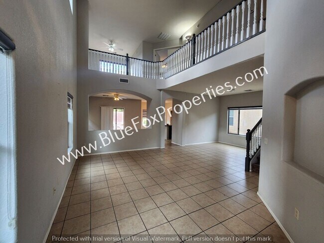 Building Photo - 2427 E Camino Malcote