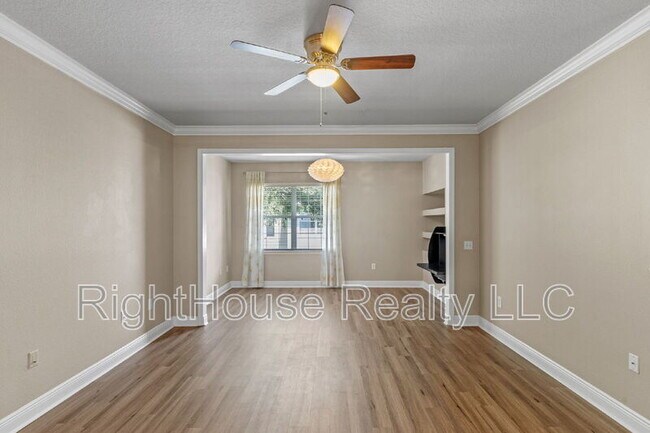 Building Photo - 130 Southern Pecan Cir