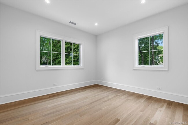 Building Photo - 75 Orchard Ave