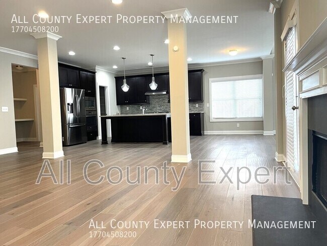 Building Photo - 4885 Hanson Farms Ln