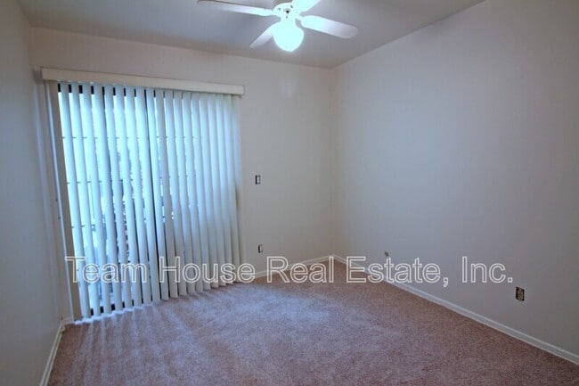 Building Photo - 25433 Plaza Escovar