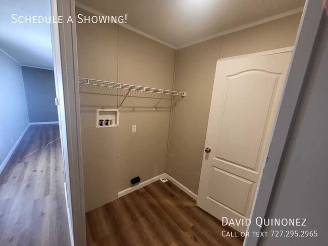 Building Photo - 266 N Blackwood Dr