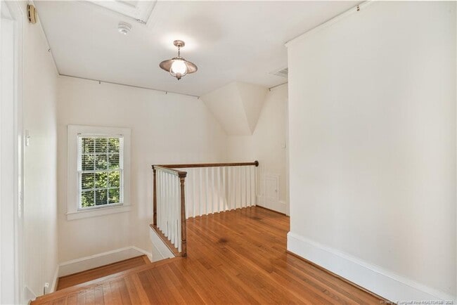 Building Photo - 717 Peden St