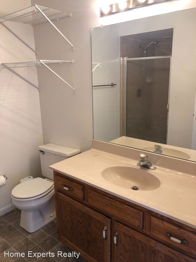 Building Photo - 3 br, 3.5 bath House - 9330 Hunters Creek Dr