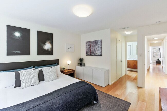 Building Photo - 75 Hancock St