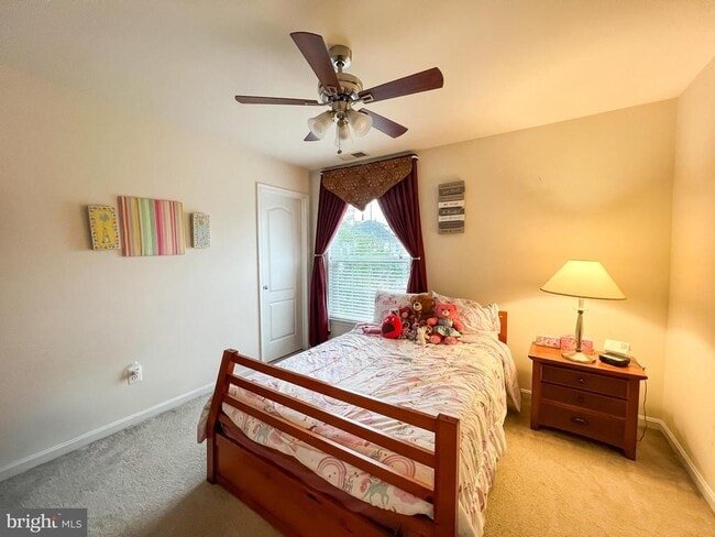 Building Photo - 25008 Owl Creek Dr