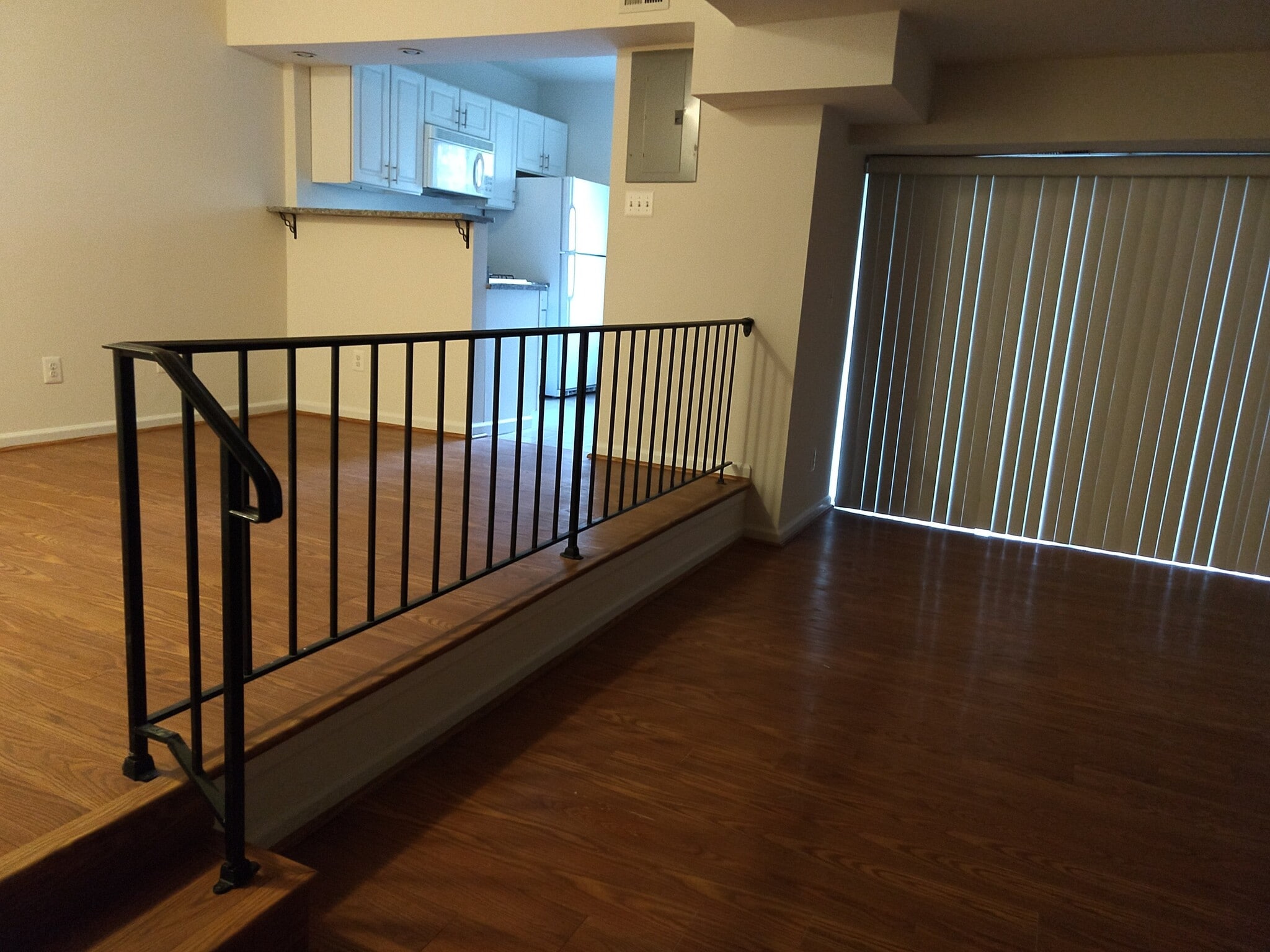 Building Photo - 4705 Tecumseh St