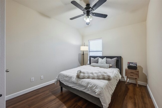 Building Photo - 8143 Guadalupe Rd