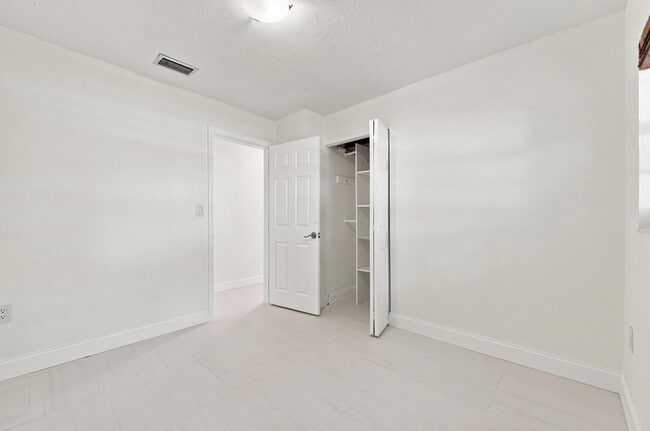 Building Photo - 10275 SW 152nd St