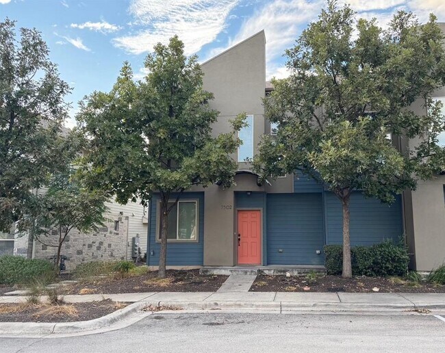Primary Photo - 7502 Wolverine St
