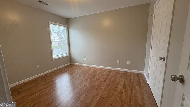 Building Photo - 1454 Persimmon Trce