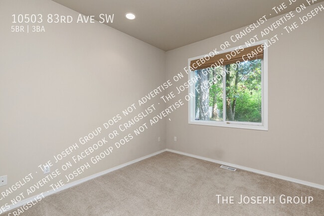 Building Photo - 10503 83rd Ave SW