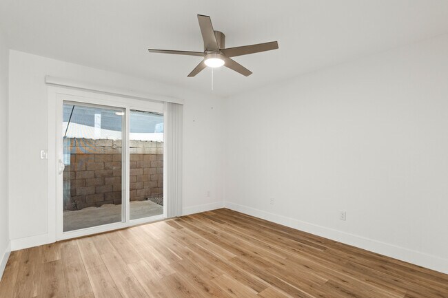 Bedroom 1 - 2025 N Richland St