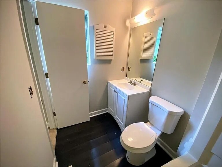 Building Photo - 2504 Queen Anne Ct