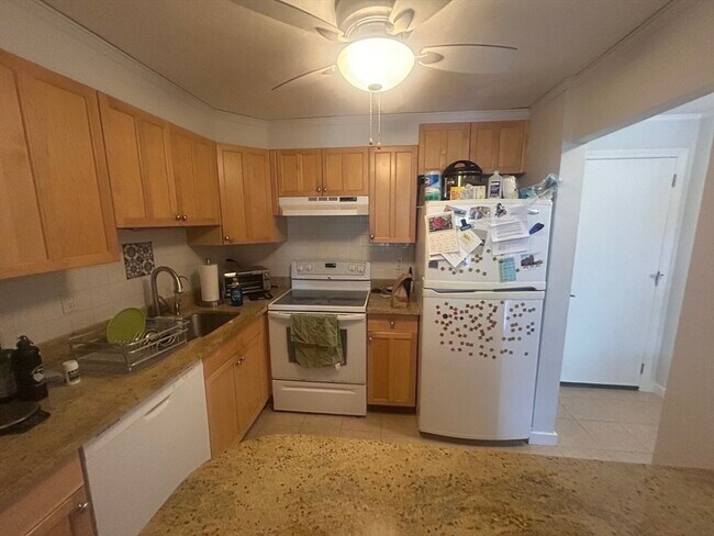 Building Photo - 34 Hamilton Rd