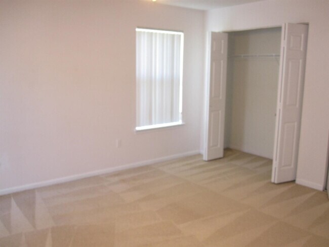 Building Photo - 1419 Millbrook Trail