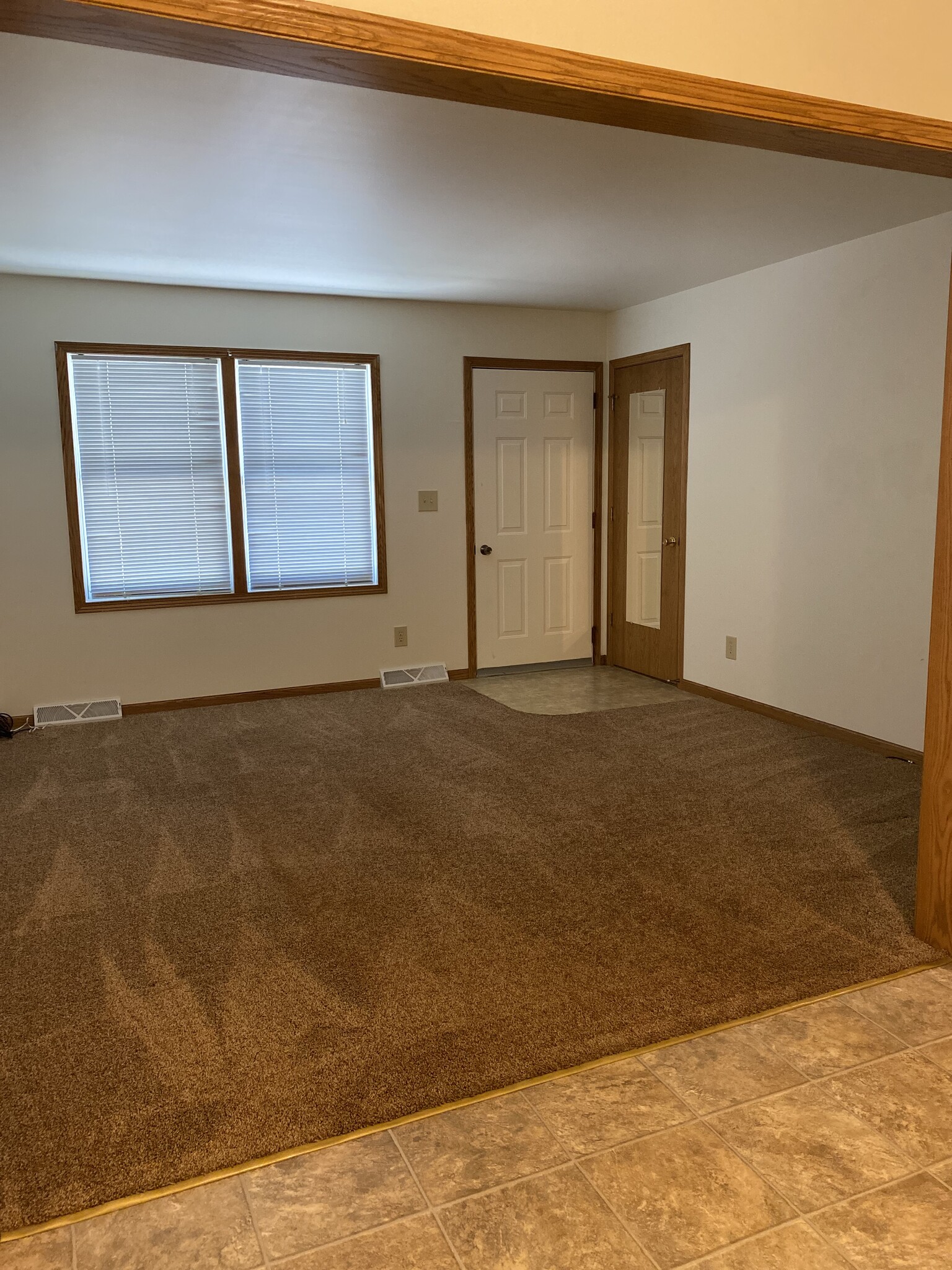 Living Room & Front Closet - 359 Frenn Ave
