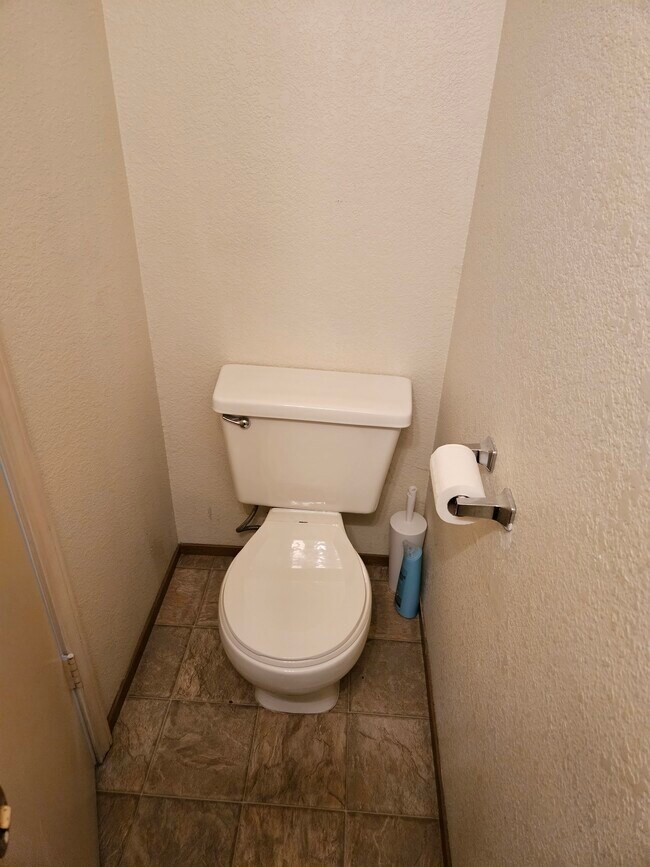 Building Photo - 5342 Valleyridge Dr