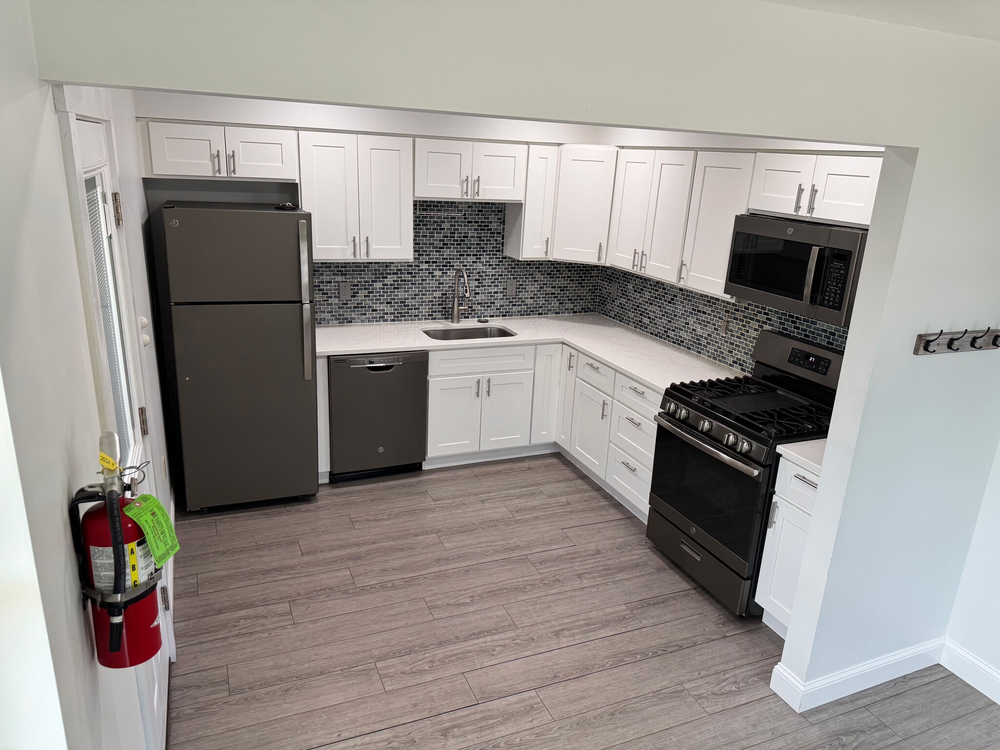 Kitchen - 251 Main St