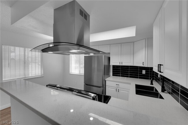Building Photo - 3432 Aristos Ave