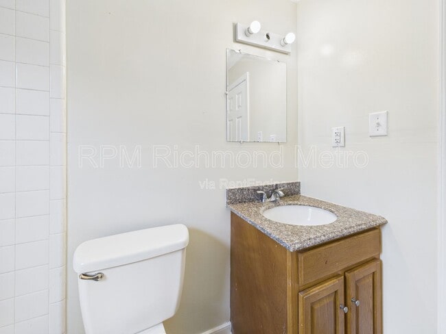 Building Photo - 923 N 20th St