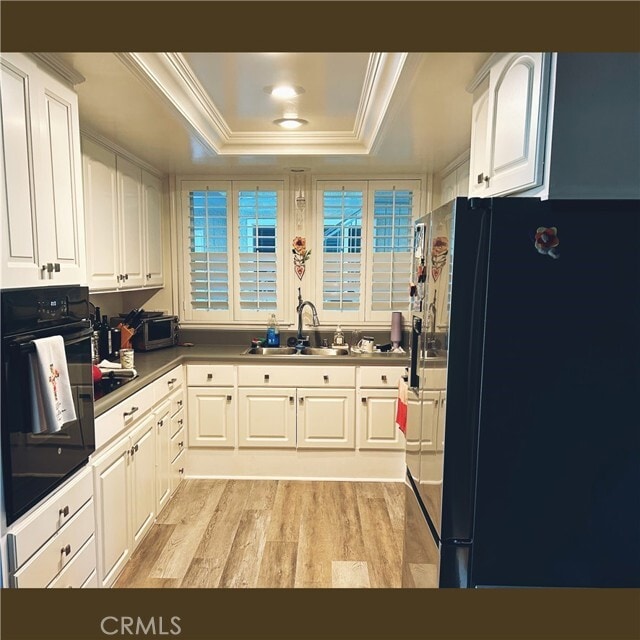 Building Photo - 390 Avenida Castilla