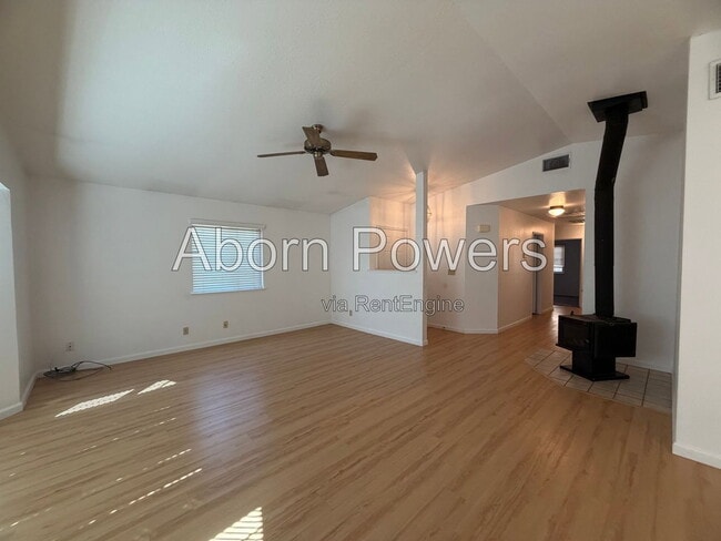 Building Photo - 4819 Hillbrook Ct