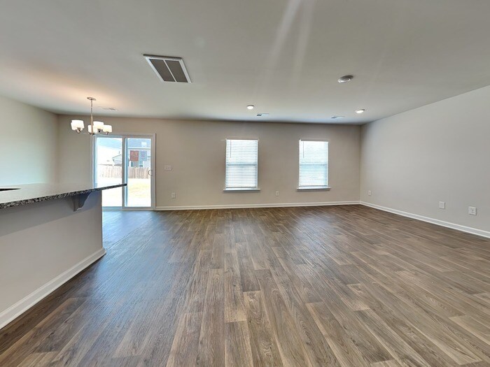 Building Photo - 1651 Commendable Ct