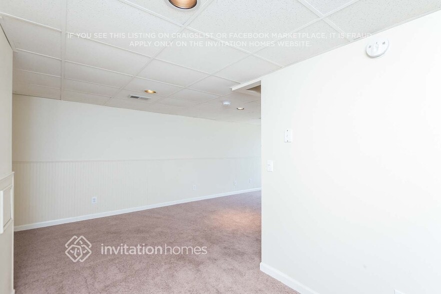 Building Photo - 14134 E Florida Pl