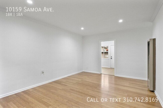 Building Photo - 10159 Samoa Ave