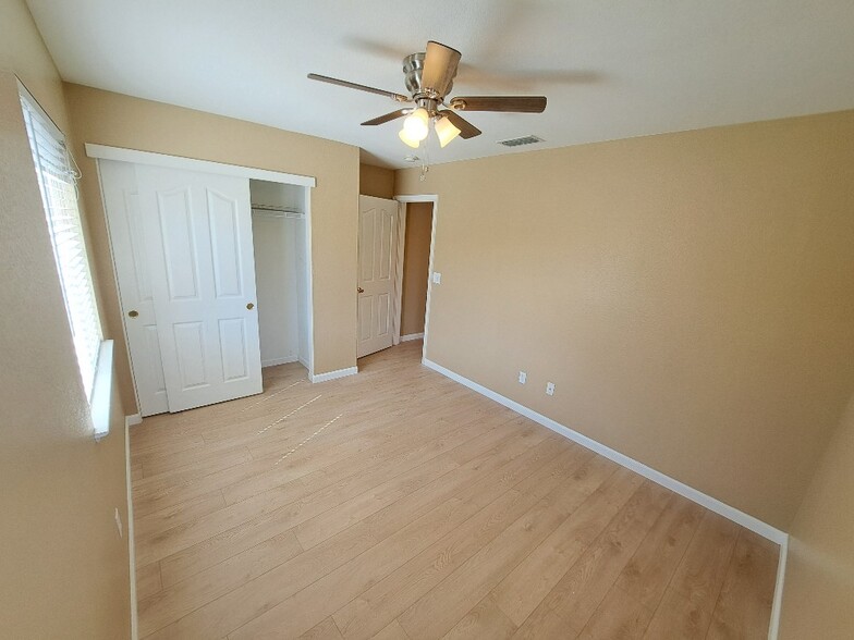 Building Photo - 4950 Trouville Ln