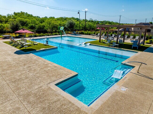 Building Photo - Welcome to Your New Chapter! Enjoy Free Rent, Ask Us How!