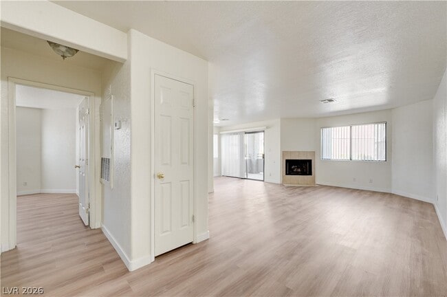 Building Photo - 5018 S Rainbow Blvd