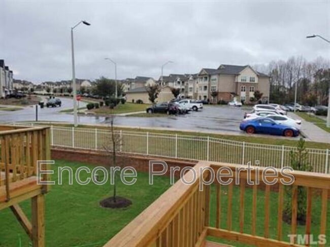 Building Photo - 388 Amber Acorn Ave