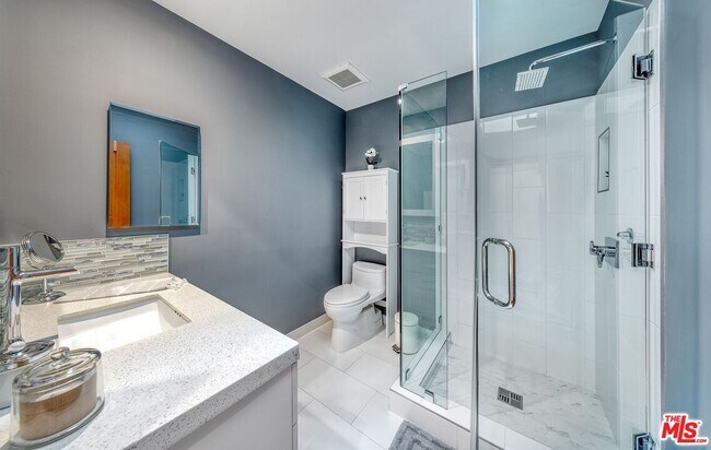 Building Photo - 7826 W 80th St