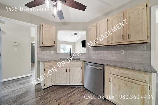 Building Photo - 4425 Derbyshire Ln
