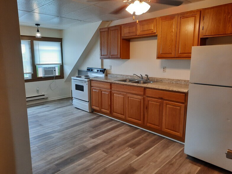 Building Photo - 12 Romeo Ave