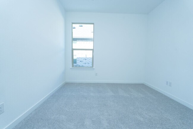 Building Photo - BRAND NEW 2025 Construction - 4BR/3BA Single-Family Home in Northlake Estates