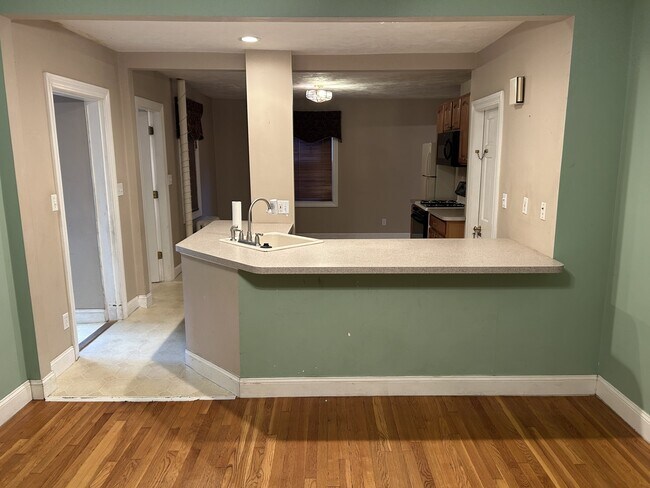 Building Photo - 82 Exchange St