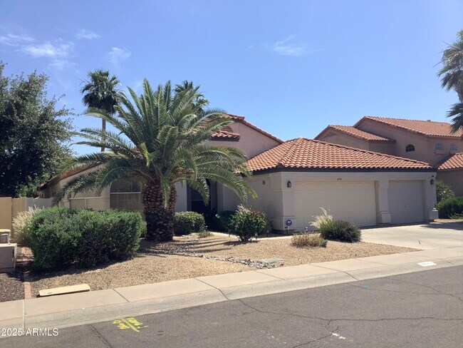 Building Photo - 9175 E Camino Del Santo