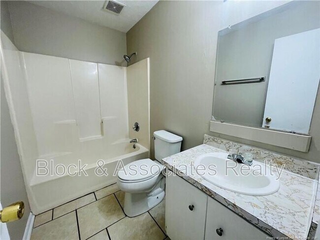Building Photo - 4959 Galveston Dr