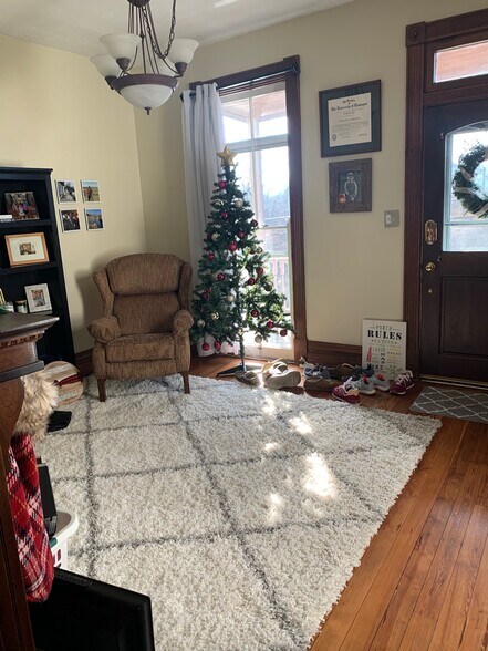 Building Photo - 3418 Walworth Ave