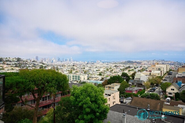 Building Photo - Noe Valley: Single Family Home w/ Views, D...