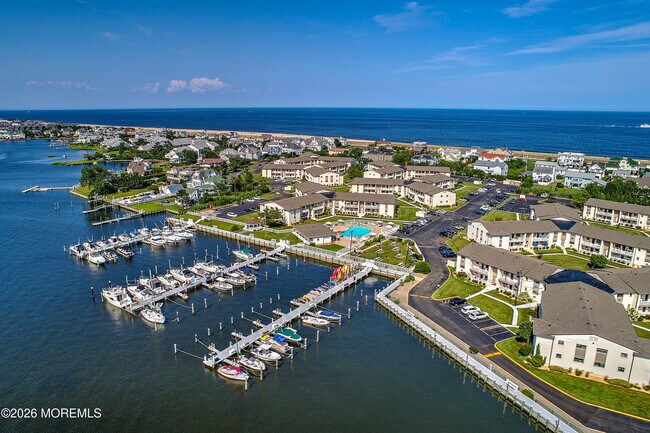 Building Photo - 6 Wharfside Dr