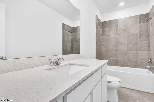 Building Photo - 1424 Weeping Willow Ct