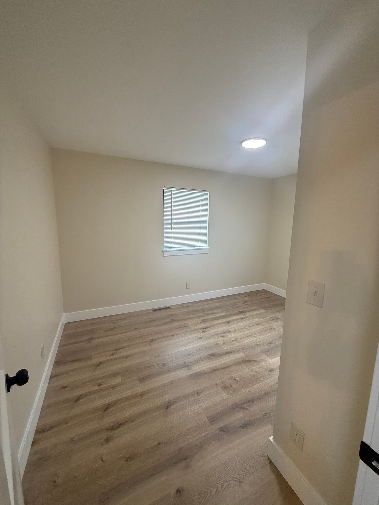 Building Photo - 2405 Farmstead St