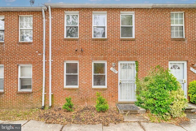 Building Photo - 1205 Ashland Ave